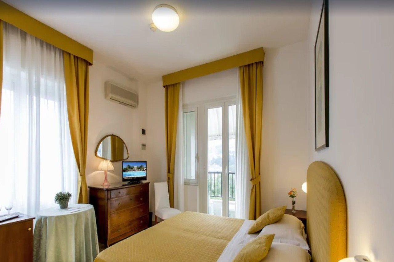 Hotel Mion Charme & Relax Silvi Marina Exterior photo