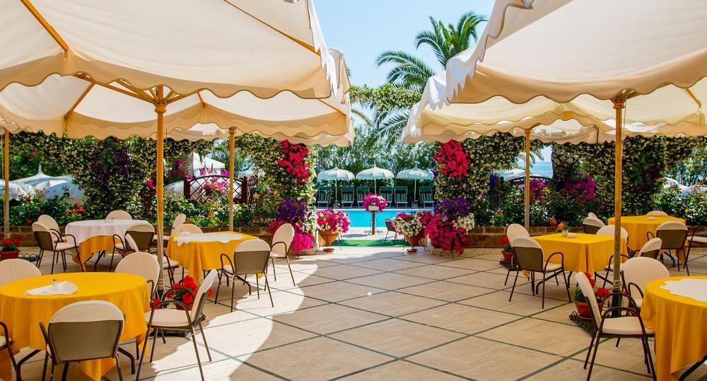 Hotel Mion Charme & Relax Silvi Marina Exterior photo