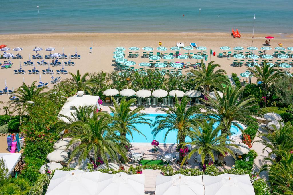 Hotel Mion Charme & Relax Silvi Marina Exterior photo